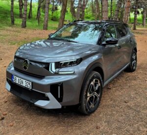 Top 10 Upcoming Electric Cars in India 2025