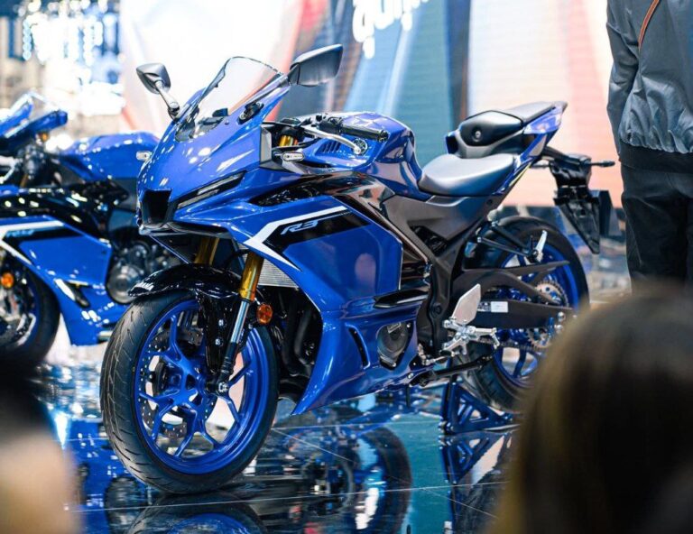 2025 Yamaha R3