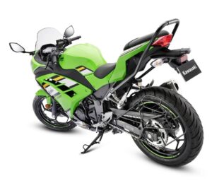 Kawasaki Ninja 300 2025
